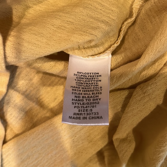 NWT UMGEE ballon floral sleeve colorblock top size S/M - Picture 10 of 11